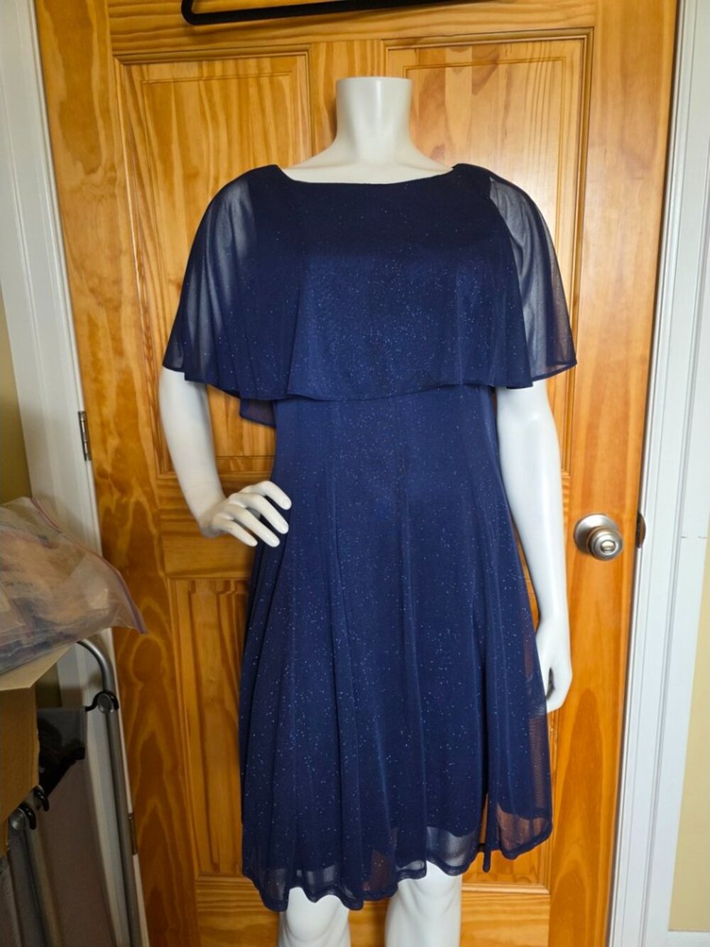 💙 22. Laura Petites Size 12P Blue Glitter Cocktail Dress